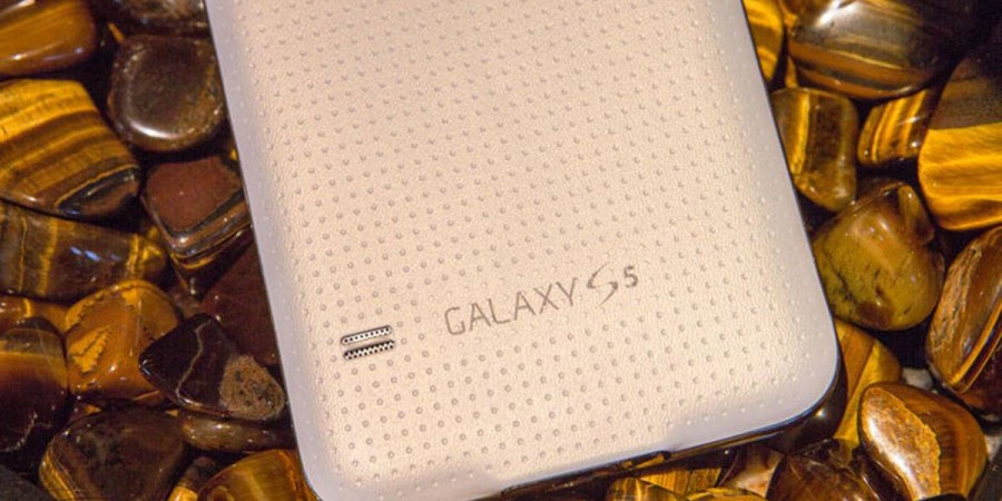 Samsung Galaxy S5 review : now with Android 5.0 Lollipop